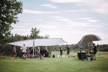 为什么京东、途虎上的轮胎比实体店便宜那么多-