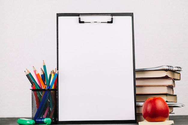 为什么京东、途虎上的轮胎比实体店便宜那么多-